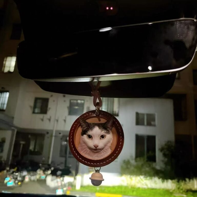 Click to view full screen Pet Keychain